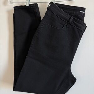 Old Navy High-Rise Super Skinny Black Pants